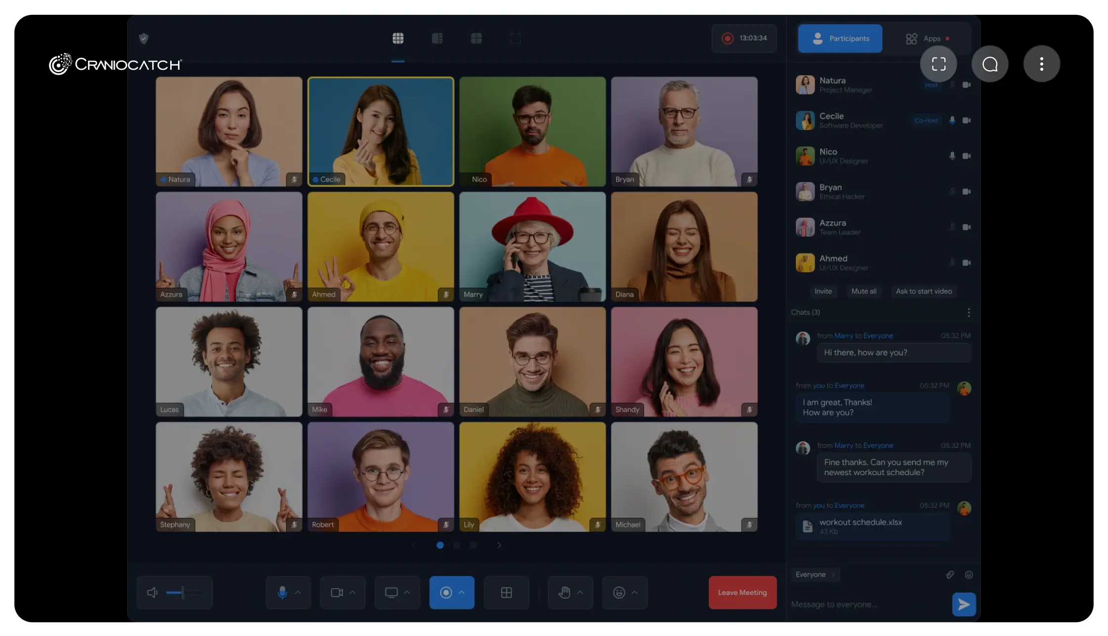 Katılımcı video kutuları ve sohbet paneli bulunan CranioCatch Edu webinar ekranı